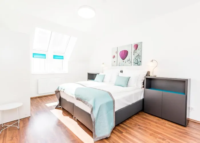 Simtown Suite Apartments